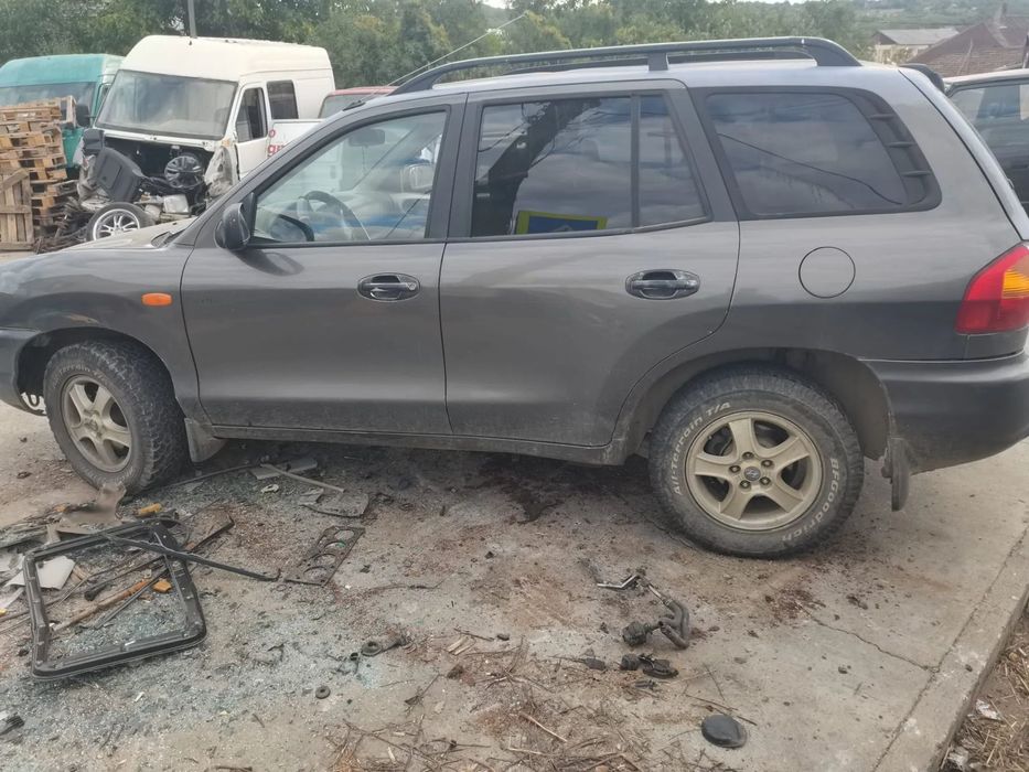 Jante Hyundai Santa Fe CRDI 16v R16 225/70R16    102/99R 5 Prezoane