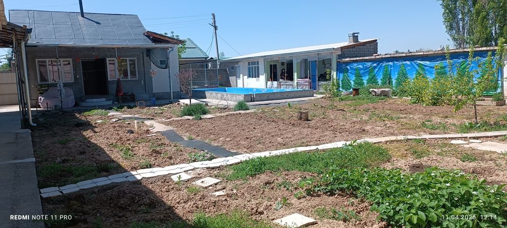 Продам Дачу 6 соток 4 комнаты. С мебелью и техникой.  Янгиаул махалля