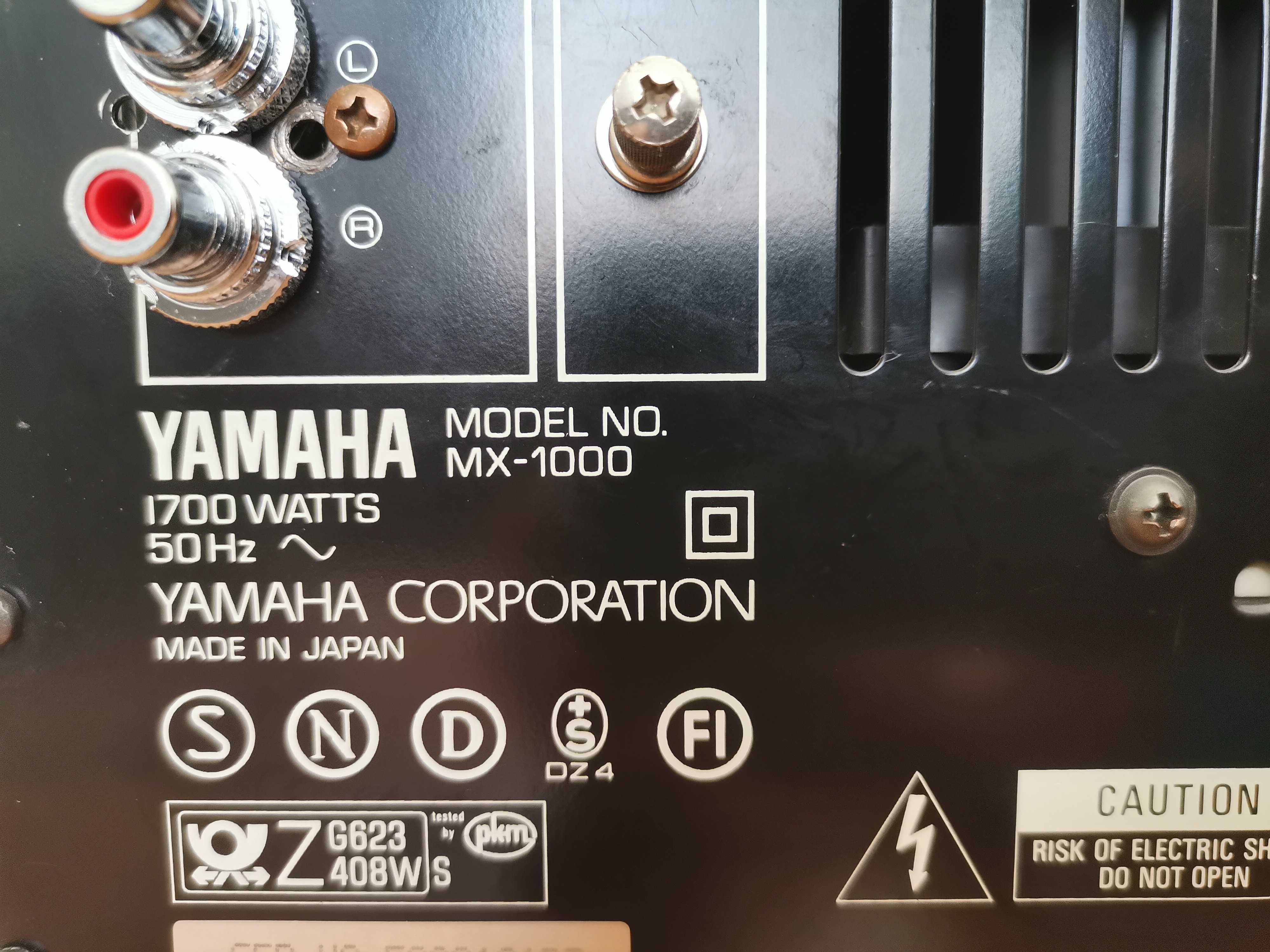 Yamaha MX-1000 крайно стъпало