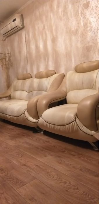 Продается одно кресло