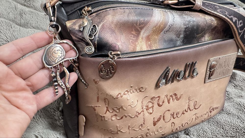 Чанта и портмоне Anekke