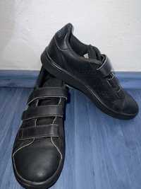 Adidas adidasi de copii, marimea 33