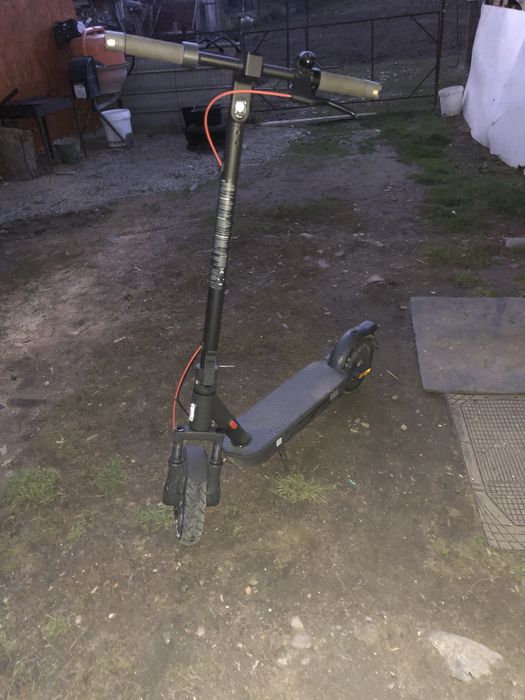 Vand trotineta xiaomi 5 urgent !!