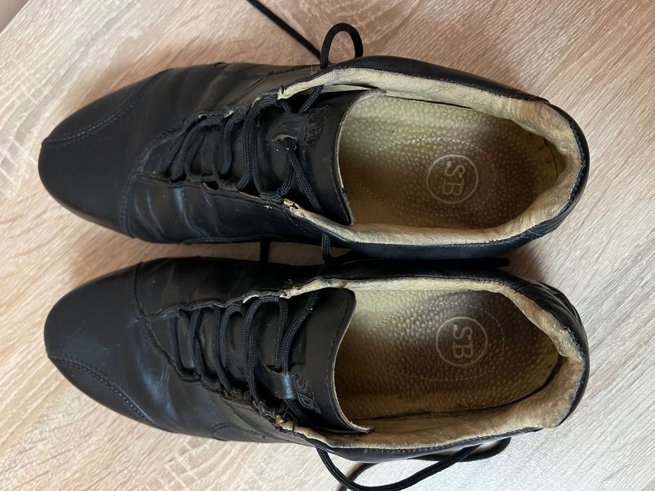 Кожени обувки 39 номер