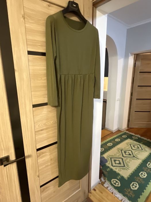 Платье длинное новое