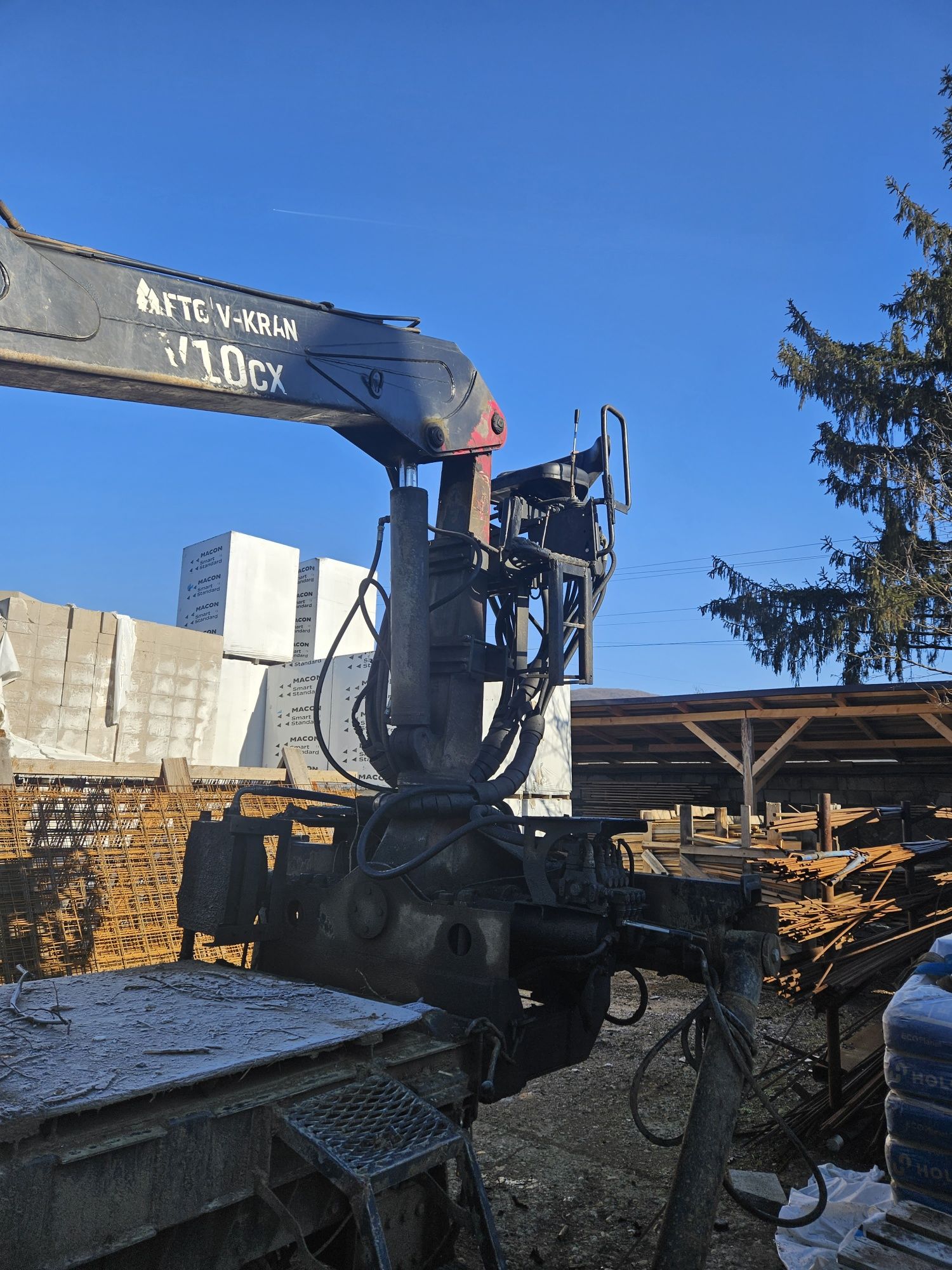 Vând distribuitoare macara  krom v10cx