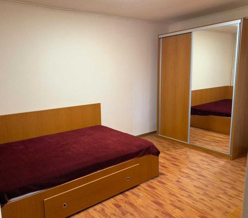 Garsonieră Str Tineretului, utilată, 1.300 lei/lună