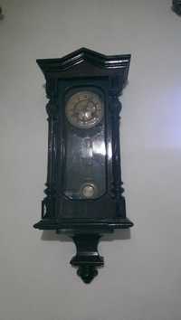 Старинные настенные часы с боем "LE ROI A Paris с ключем на ходу