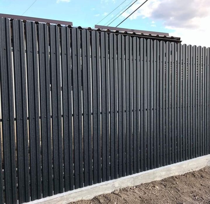 Construim garduri și porți la comanda clientului