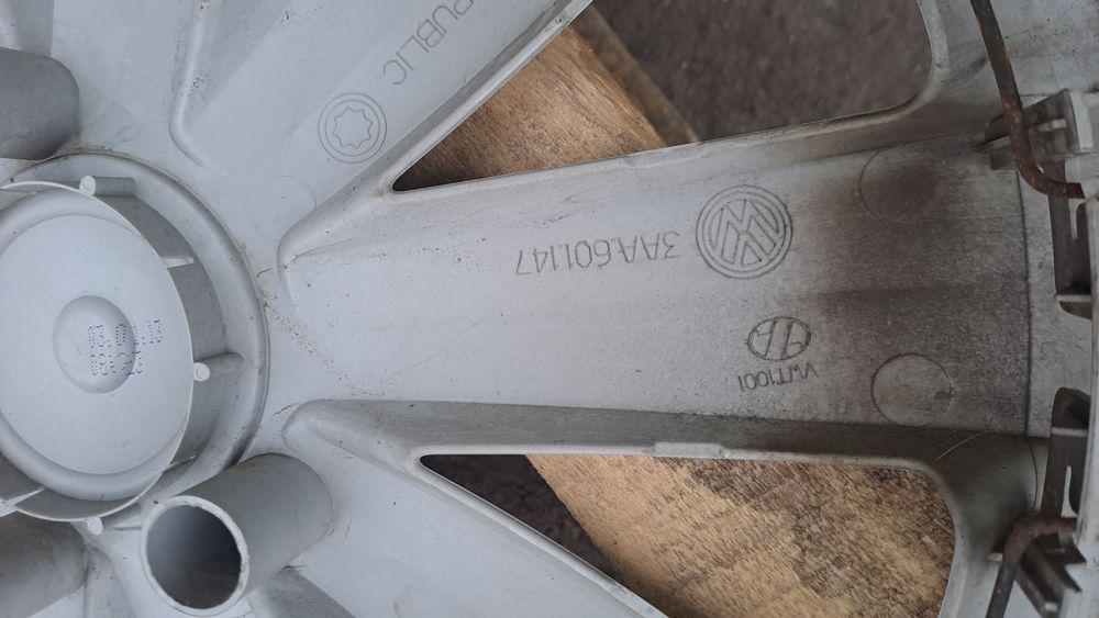 4бр. 16 цола VW Оригинални Тасове Фолксваген, Volkswagen