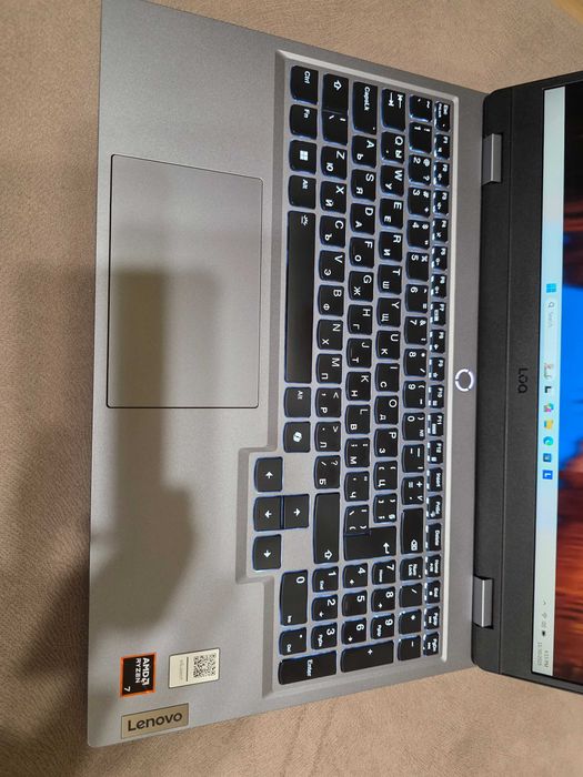 Лаптоп Lenovo LOQ 15AHP9, AMD Ryzen 7 8845HS, NVIDIA RTX 4050 6GB