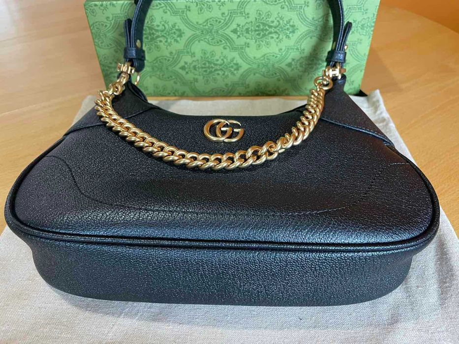 Geanta originala Gucci din piele neagra, maner si lant Gucci Aphrodite