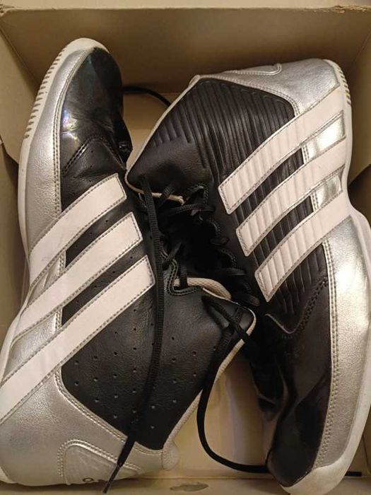 Baskettball Adidas Commamder TD 5 - 49.5cm