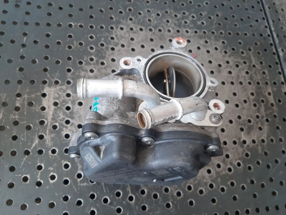 clapeta acceleratie 2.0 tdi dfg vw passat b8 touran 5t1 tiguan ad1 golf 7 audi a3 8v q2  04l128059aa