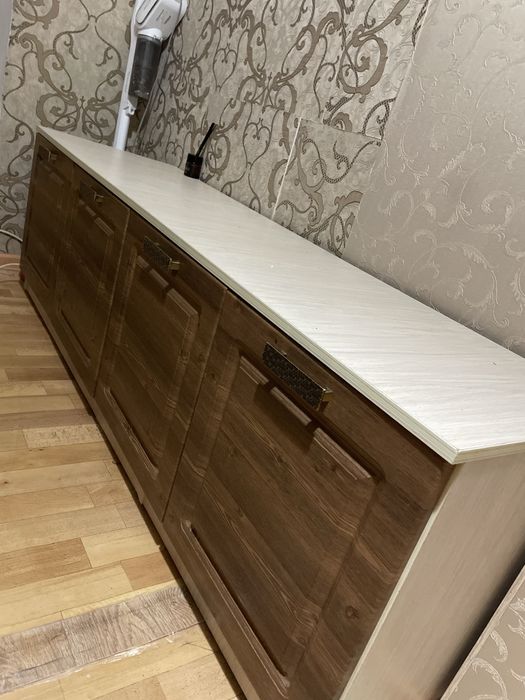Продам тумбу в отличном состоянии