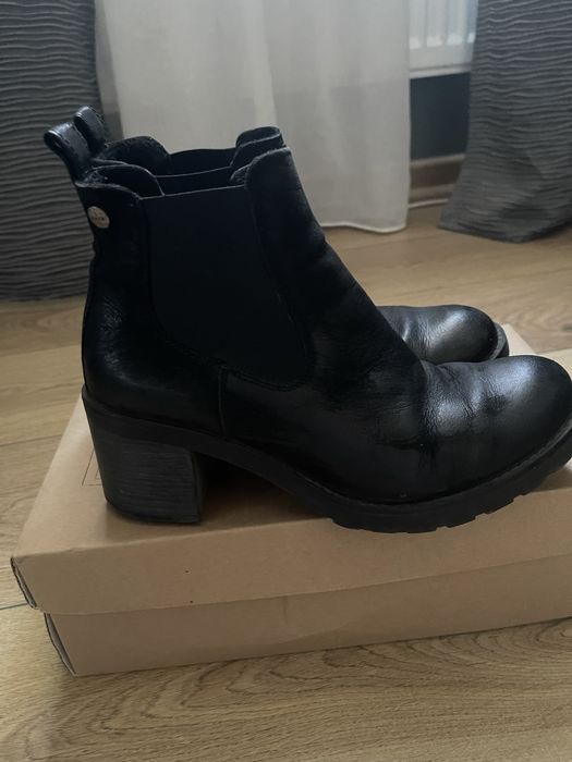 Botine negre piele