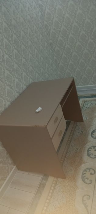 Продам стол письменный