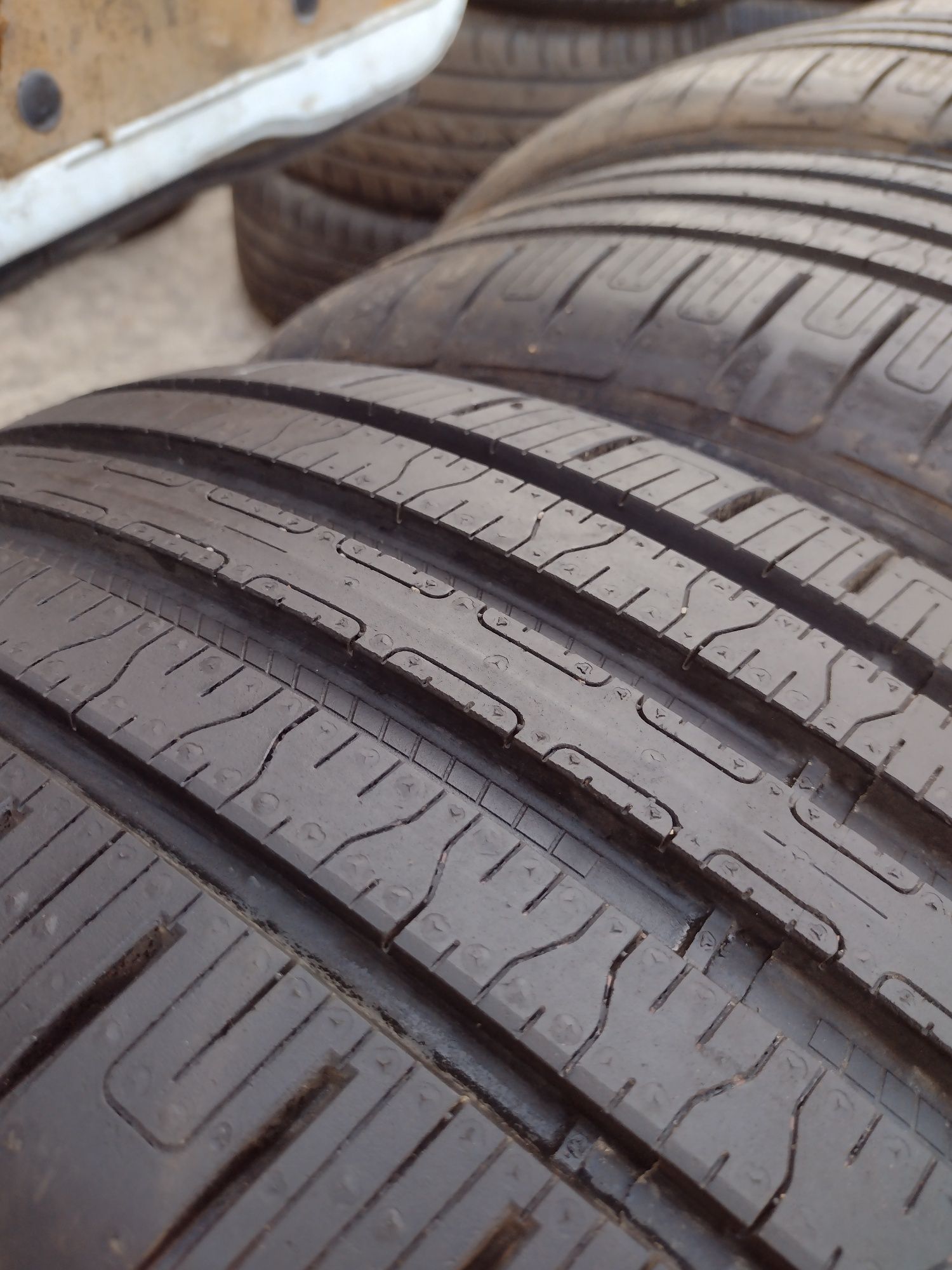 Нови 4бр.215/50/19 Good Year dot3520