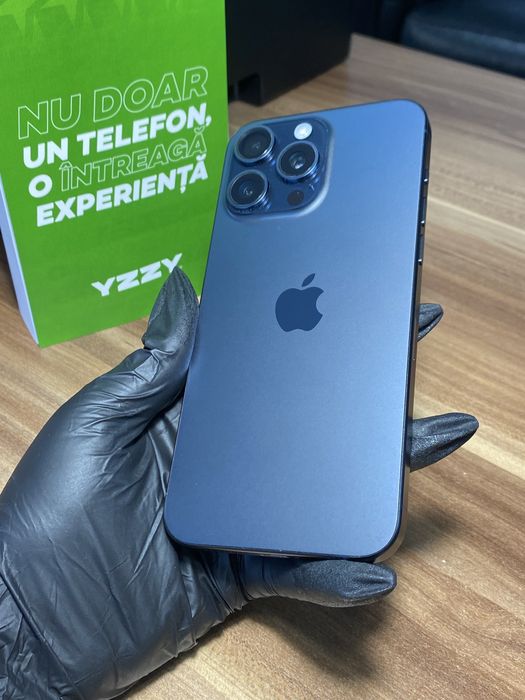 iPhone 15 Pro Max / 256 GB / Sănătate baterie 90% / Ca nou
