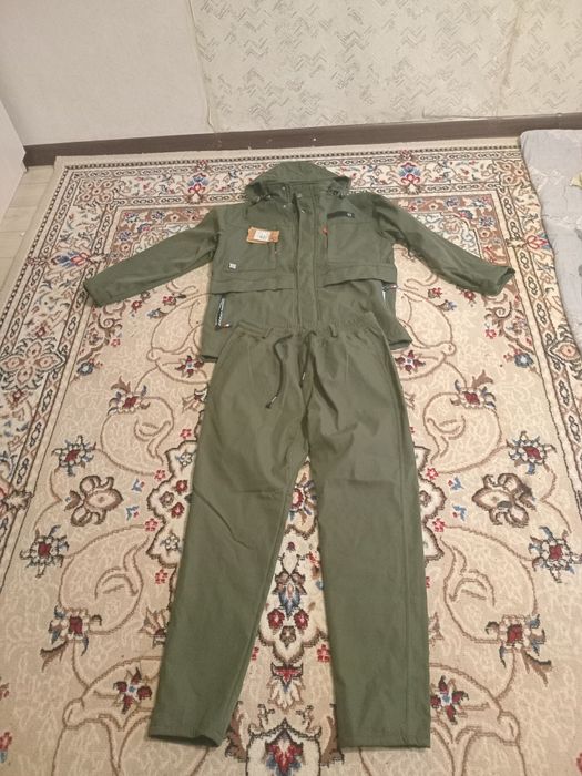 Продам новую зимнюю двойку