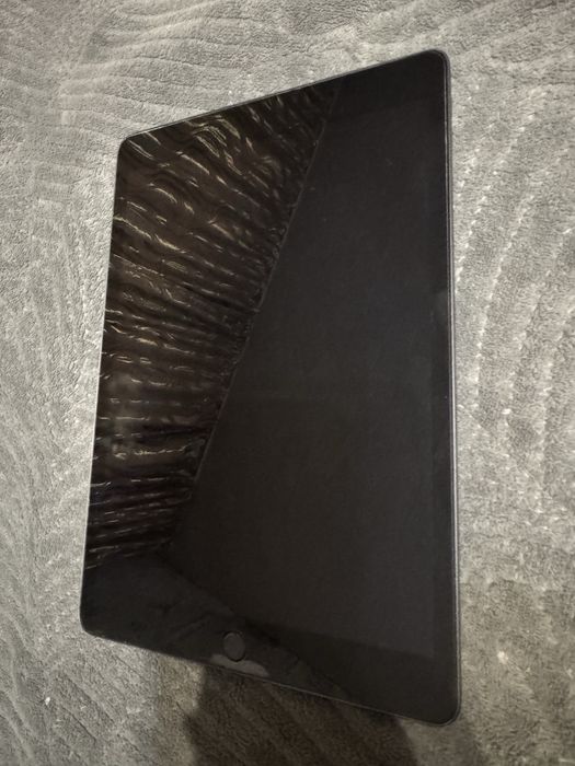 Продам iPad в идеальном состоянии