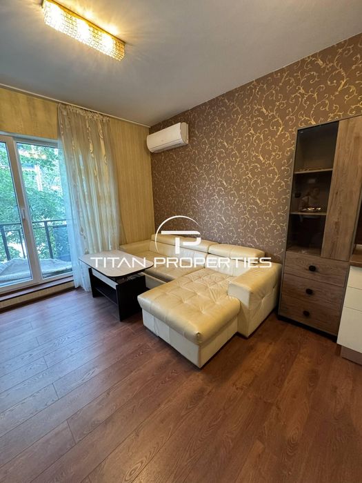 Дава се под наем Двустаен апартамент в Пловдив, Център - 65 кв.м за 450 € - Снимка #1