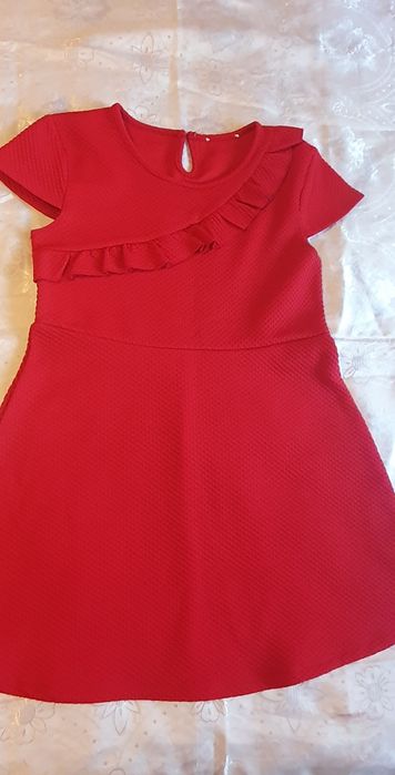 Rochie de ocazie eleganta fata  6-7 ani, ca noua de calitate