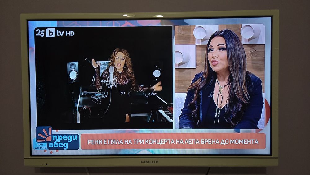 Телевизор  Finlux 32 инча Бял