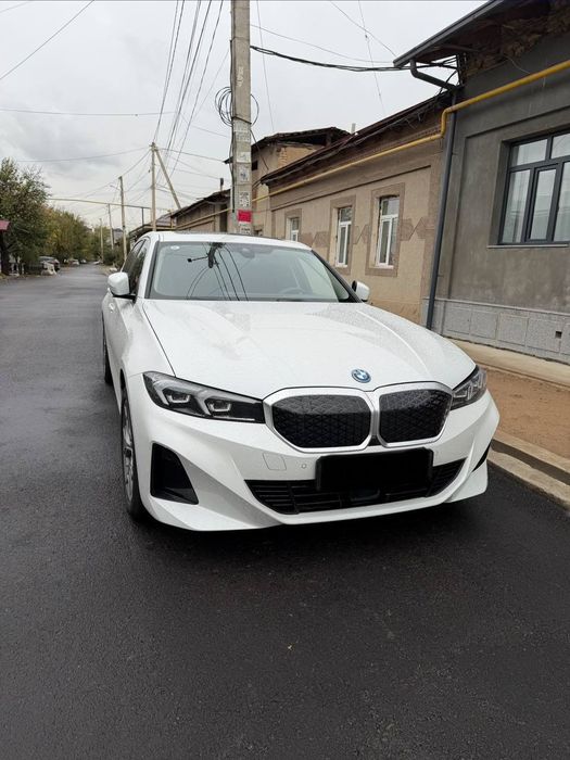 BMW I3 35 L 2025 yil