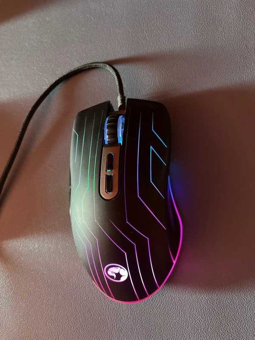Mouse Marvo M313, prin USB si RGB