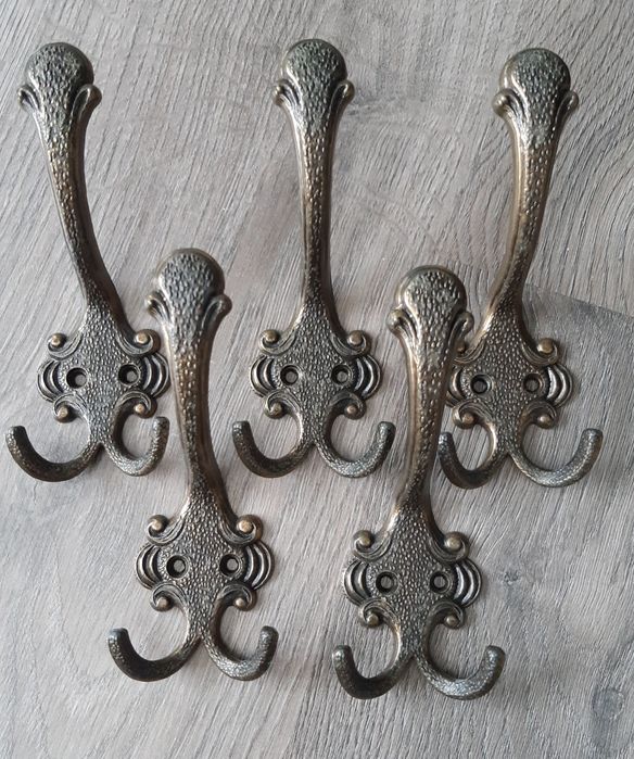 Закачалка за мебели