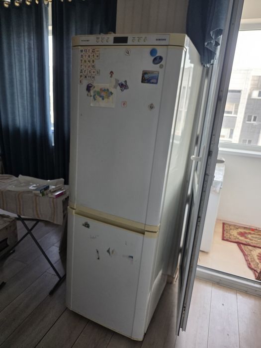 Холодильник самсунг