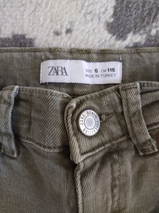 Брюкчалар сотилади .