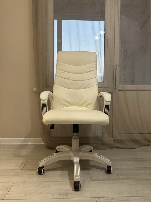 Продам офисное кресло