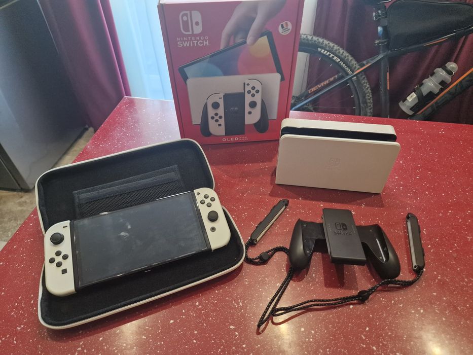 Nintendo Switch - Oled