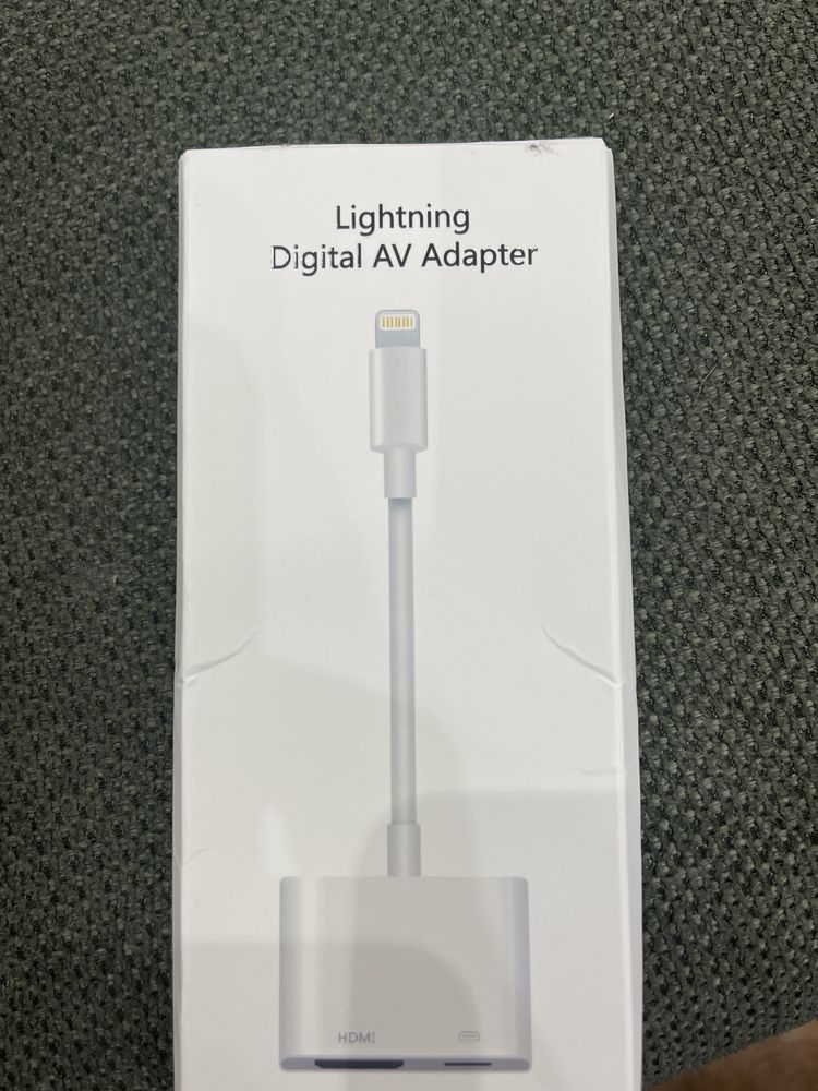 Adapter AV Adapter for iPhone към телевизор.