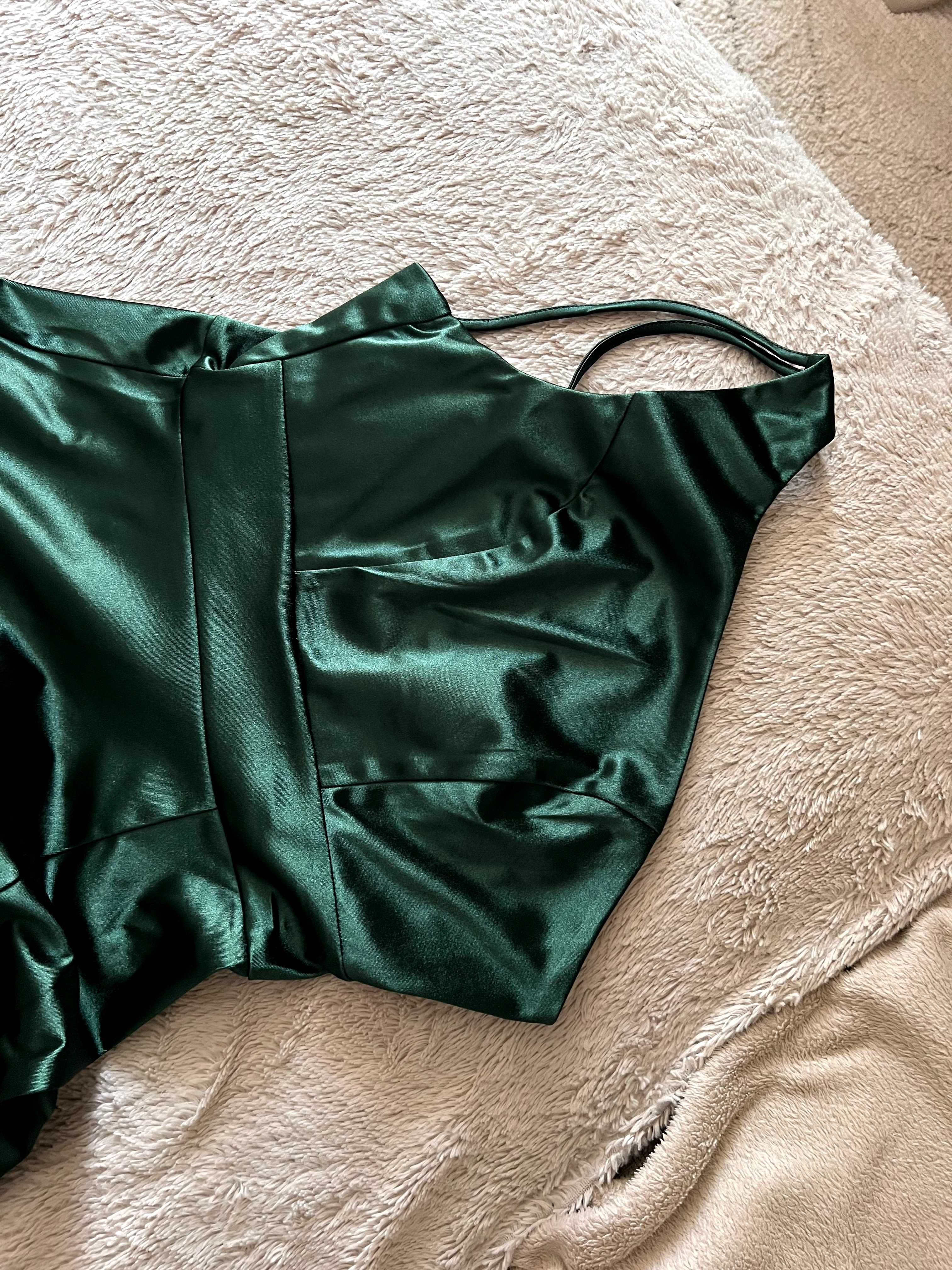 [Shein] Красива Зелена Рокля с цепка