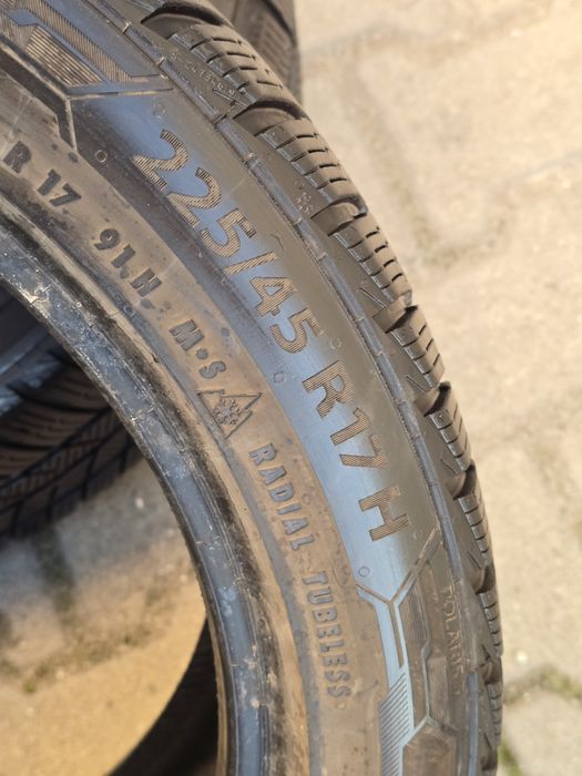 123 456 . . barum    .