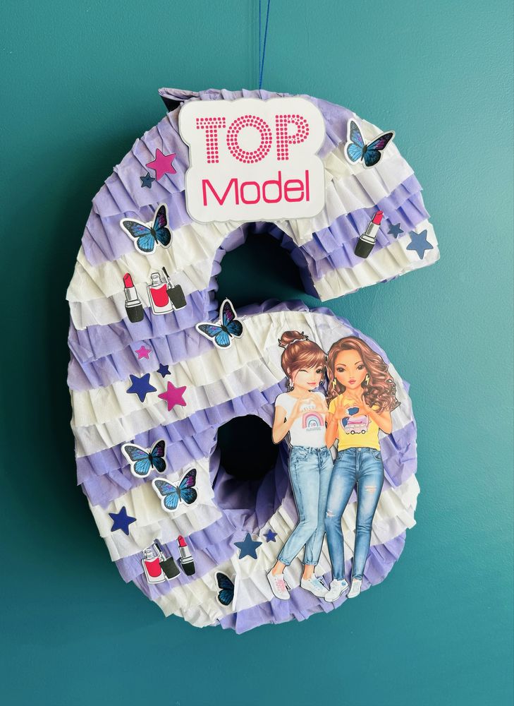 Top model пинята Топ модел
