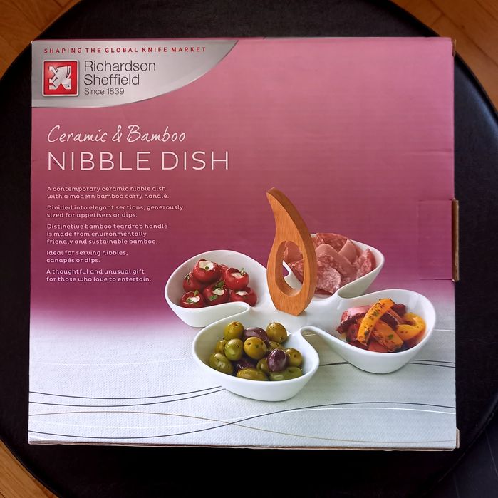 Fel de mâncare ceramică și bambus