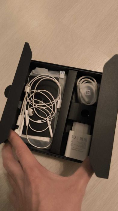 Huawei Mate 10 Pro – 6 GB RAM/128 GB – Dual SIM + husă carbon anti-șoc