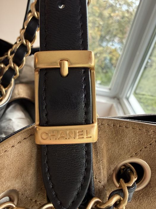 Chanel shopping bag