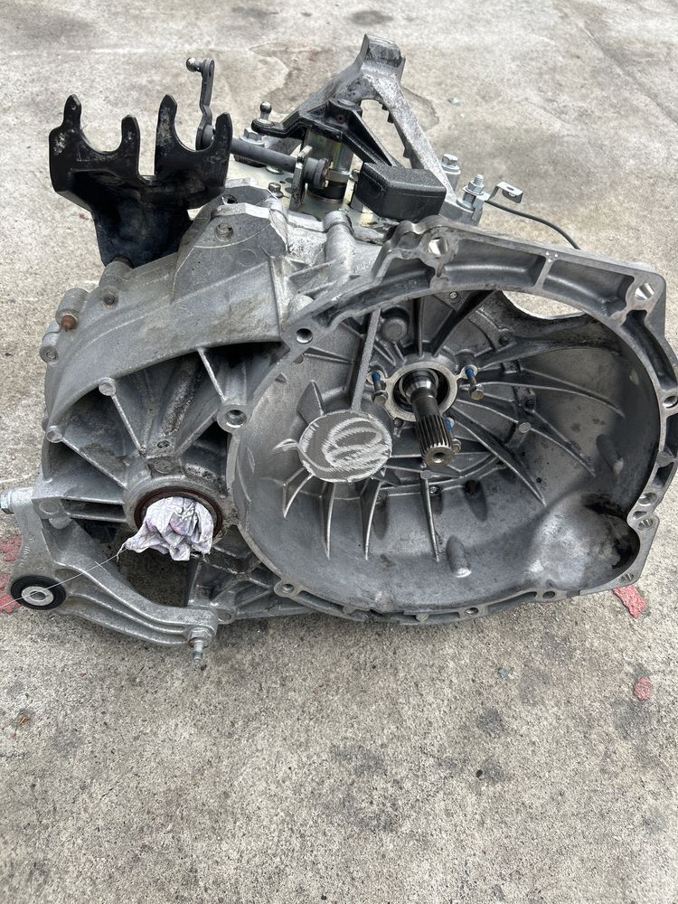 Cutie viteza man. 5 trepte Ford focus 2 motor 1.8 tdci KKDA
