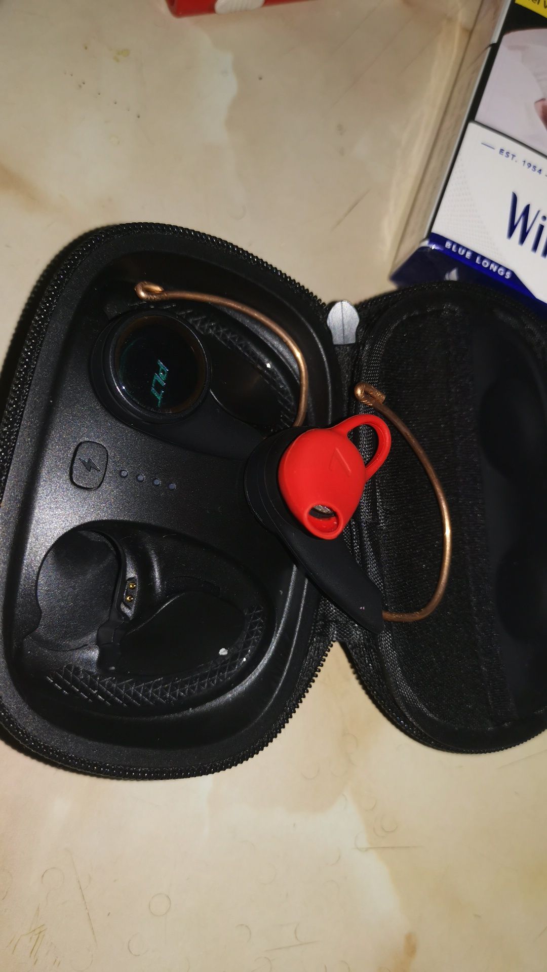 căști Bluetooth wireless sport plantronics backbeat  fit 3100