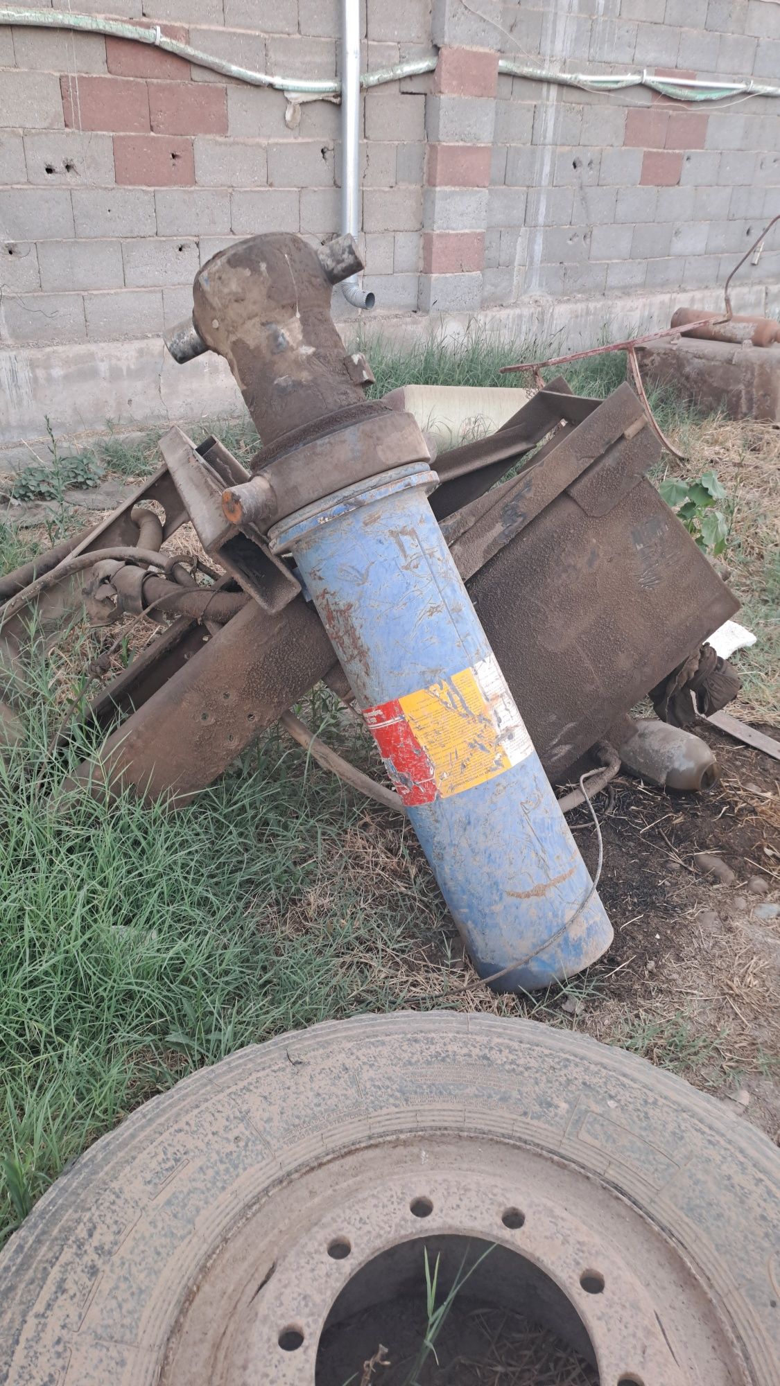 Silindr 30 kubalik Shacmandan  yechilgan