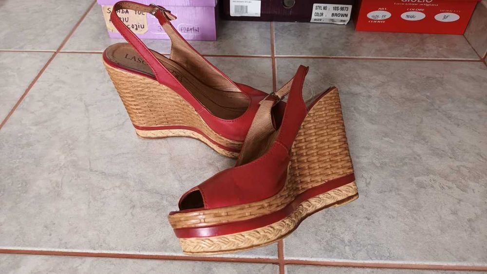 Vand sandale dama mar. 35, preturi modice