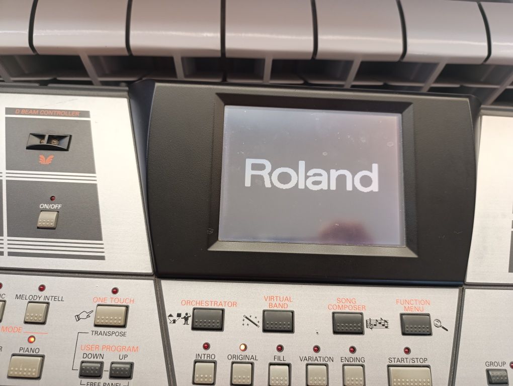 Синтезатор Roland VA3