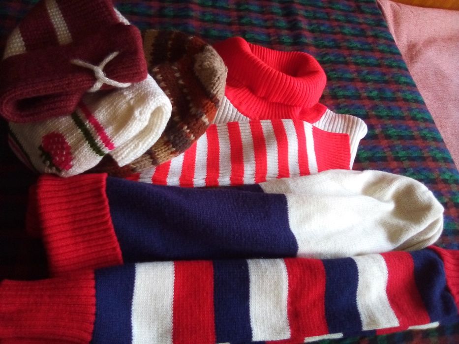 Детски шапки,шалове и аксесоари