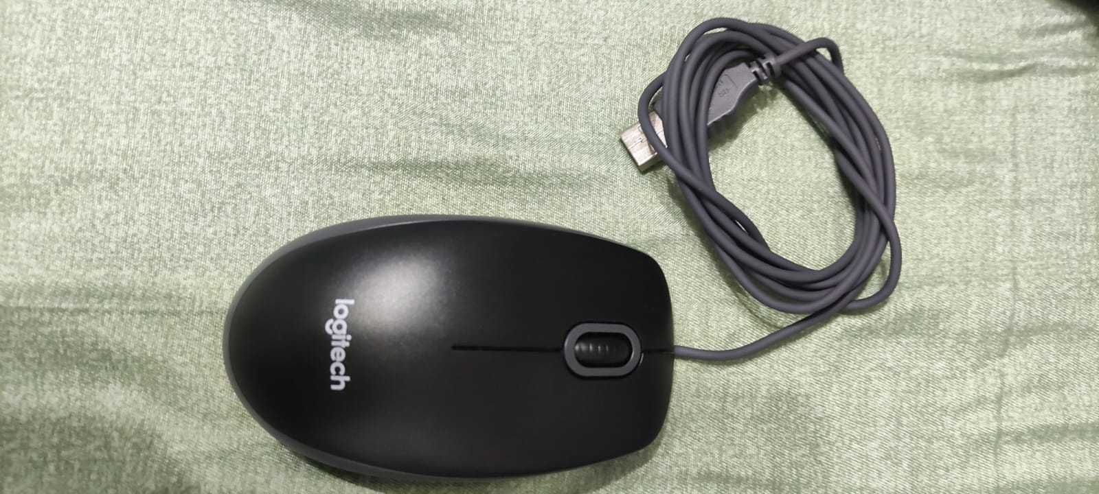 Mouse optic cu fir Logitech B110 Silent, negru