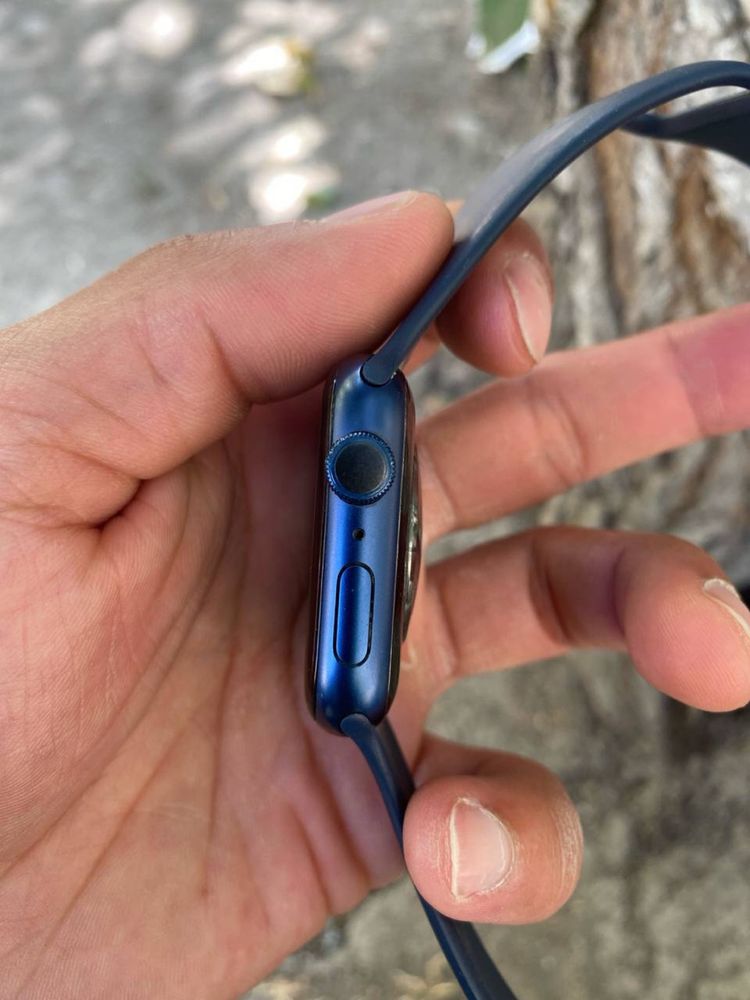 Iwatch 6 4mm sotiladi